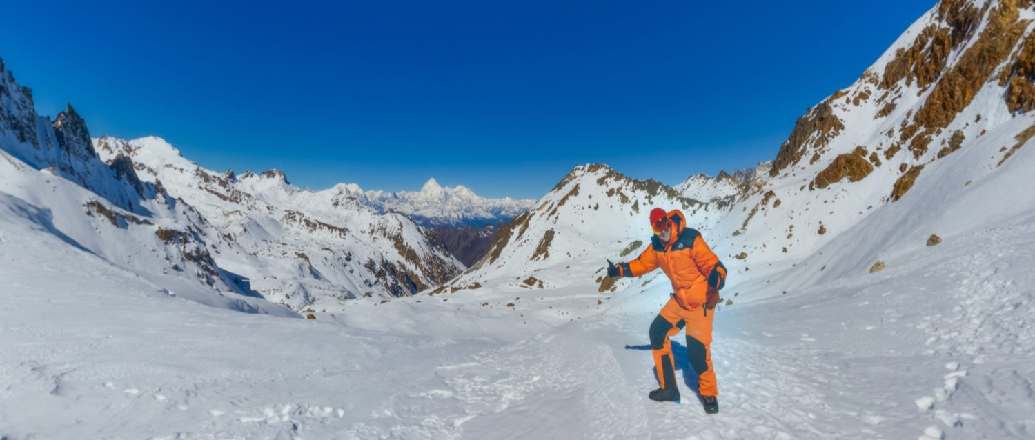  Makalu Base Camp Trek 